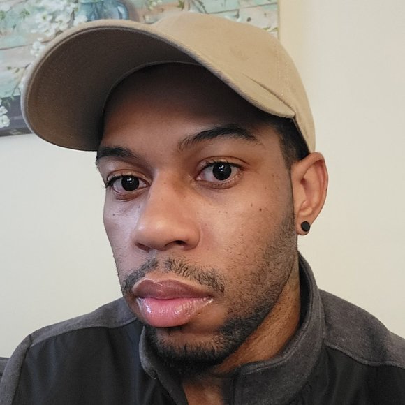 Meet your Posher, Eric - Picture 3 of 5